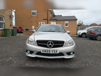 Used Mercedes-Benz C-Class 2009 for sale - 76220348: Photo 2