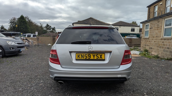 Used Mercedes-Benz C-Class 2009 for sale - 76220348: Photo 5