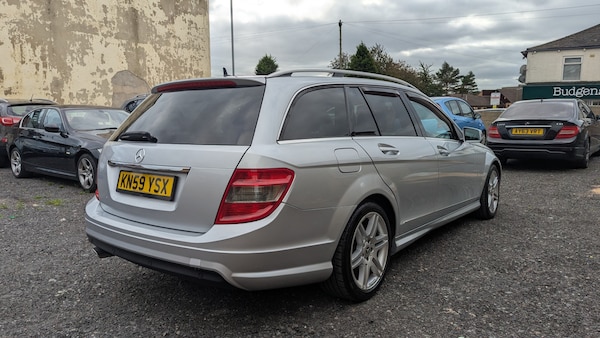 Used Mercedes-Benz C-Class 2009 for sale - 76220348: Photo 6