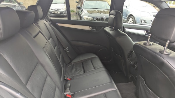 Used Mercedes-Benz C-Class 2009 for sale - 76220348: Photo 9