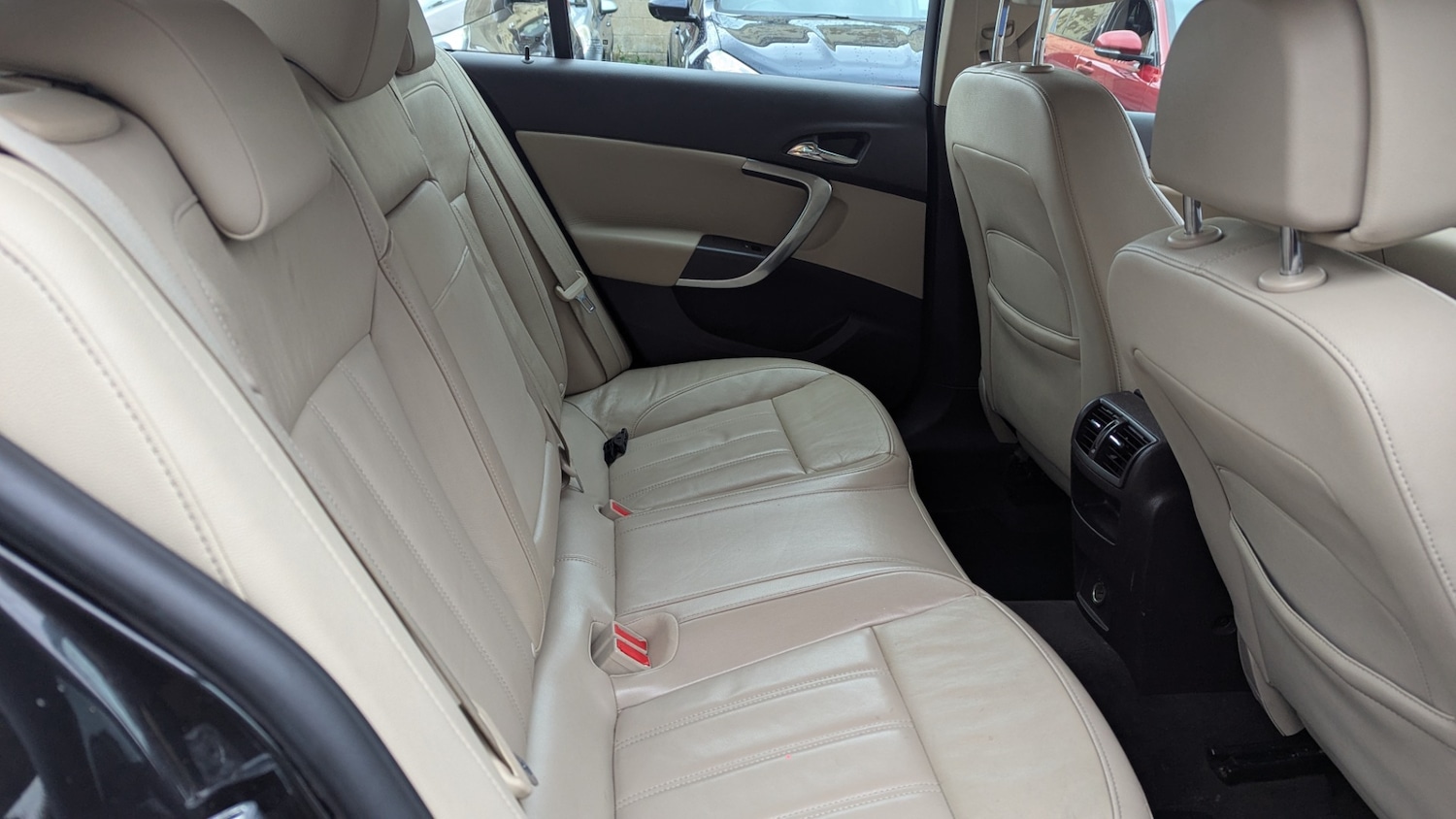 Used Vauxhall Insignia 2011 for sale - 76543233: Photo 9