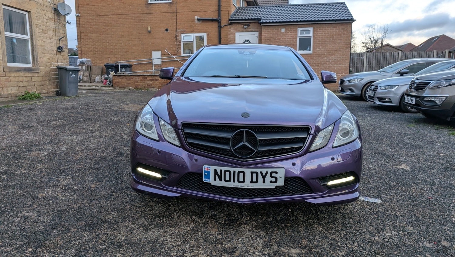 Used Mercedes-Benz E Class 2012 for sale - 76726139: Photo 2