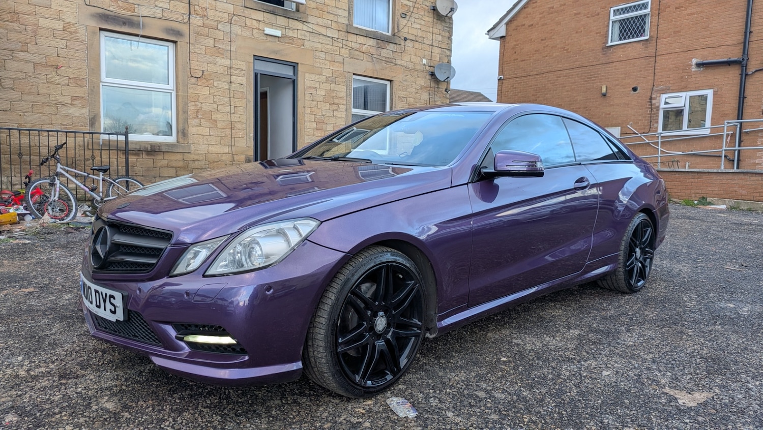 Used Mercedes-Benz E Class 2012 for sale - 76726139: Photo 3