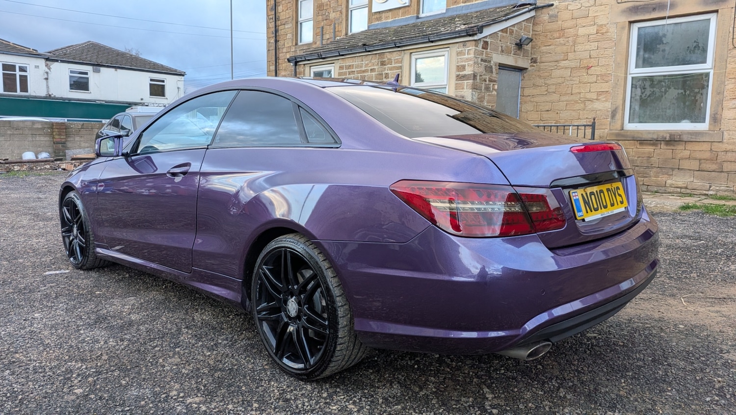 Used Mercedes-Benz E Class 2012 for sale - 76726139: Photo 4