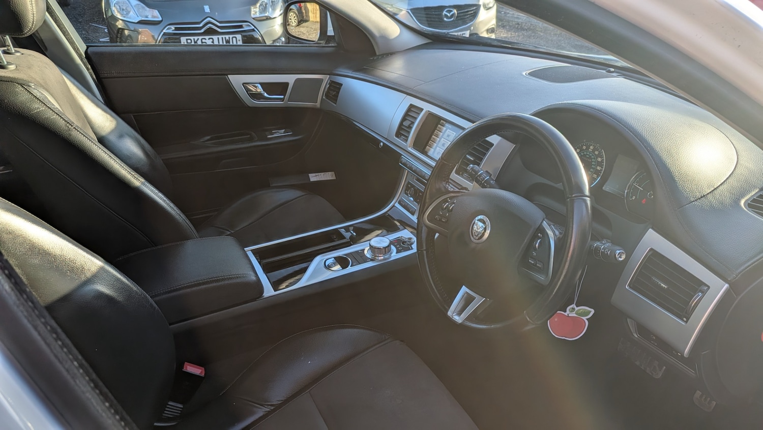 Used Jaguar XF 2013 for sale - 77004790: Photo 10