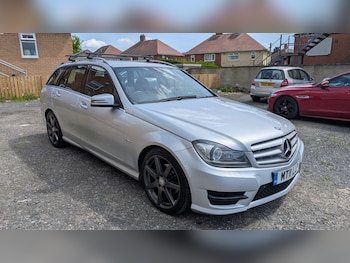 Used Mercedes-Benz C Class 2011 for sale - 78673857: Photo