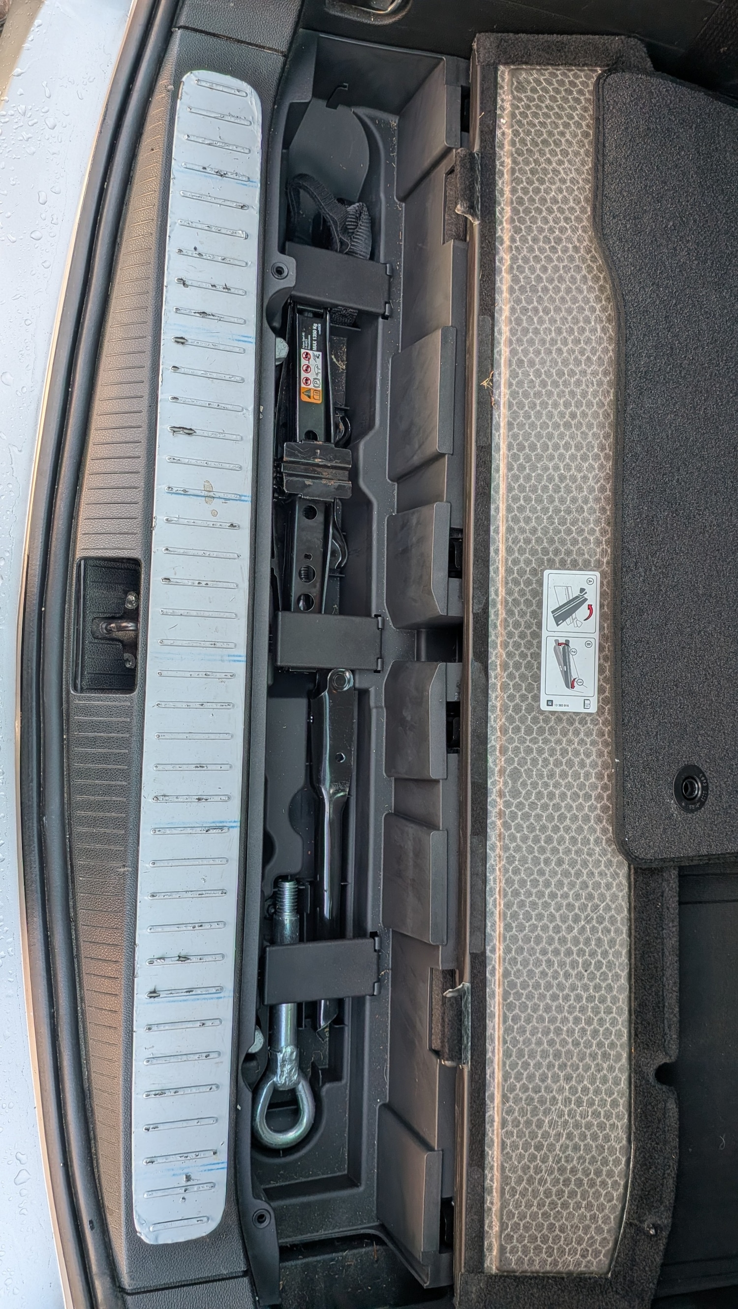 Used Vauxhall Zafira 2014 for sale - 77702827: Photo 40