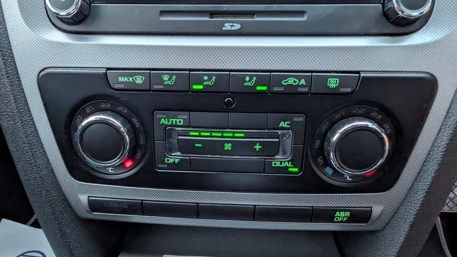 Used Skoda Octavia 2010 for sale - 77236831: Photo 14