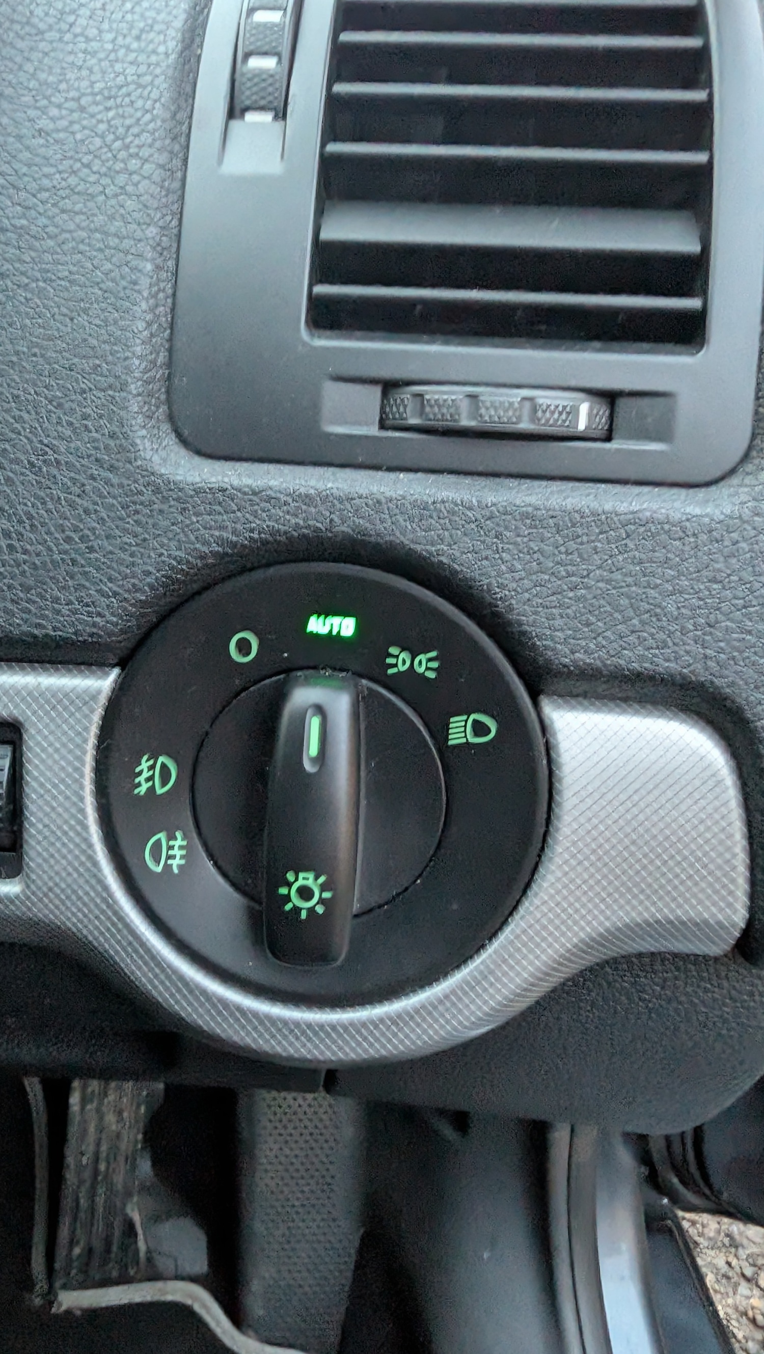 Used Skoda Octavia 2010 for sale - 77236831: Photo 17