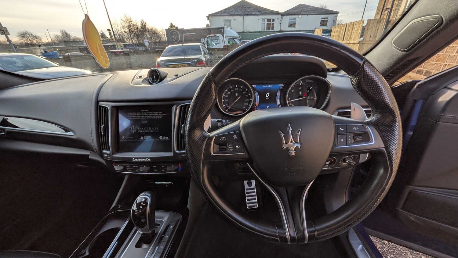 Used Maserati Levante 2017 for sale - 77199047: Photo 10