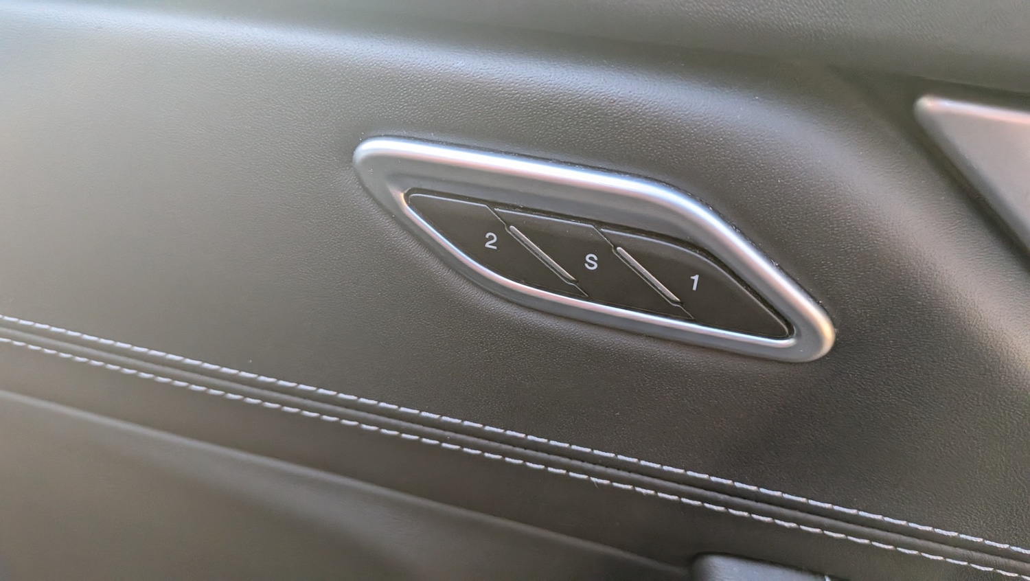 Used Maserati Levante 2017 for sale - 77199047: Photo 24