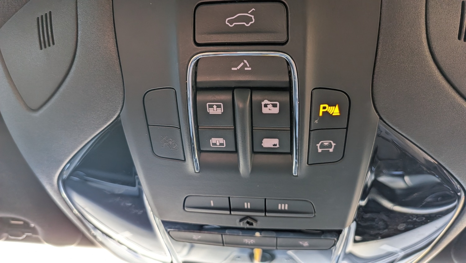 Used Maserati Levante 2017 for sale - 77199047: Photo 25