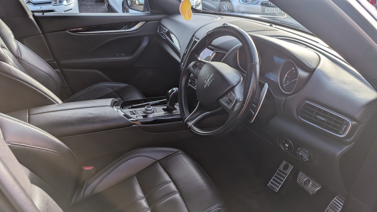 Used Maserati Levante 2017 for sale - 77199047: Photo 9