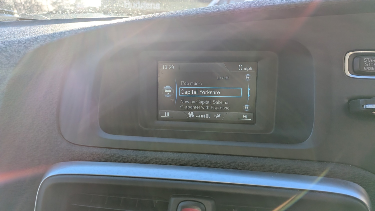 Used Volvo V40 2014 for sale - 77127380: Photo 13