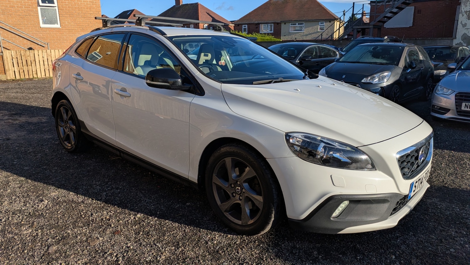 Used Volvo V40 2014 for sale - 77127380: Photo 23