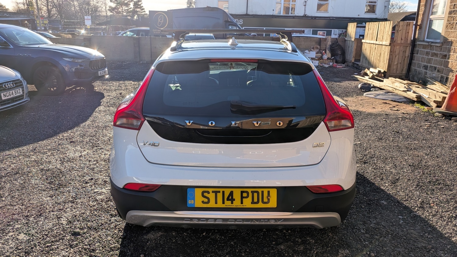 Used Volvo V40 2014 for sale - 77127380: Photo 30