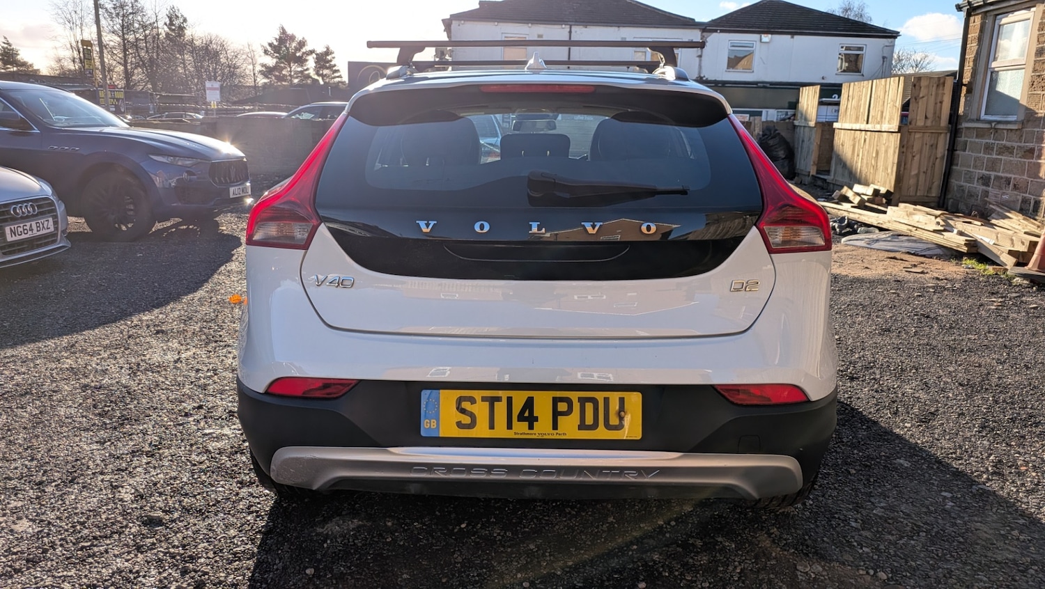 Used Volvo V40 2014 for sale - 77127380: Photo 31