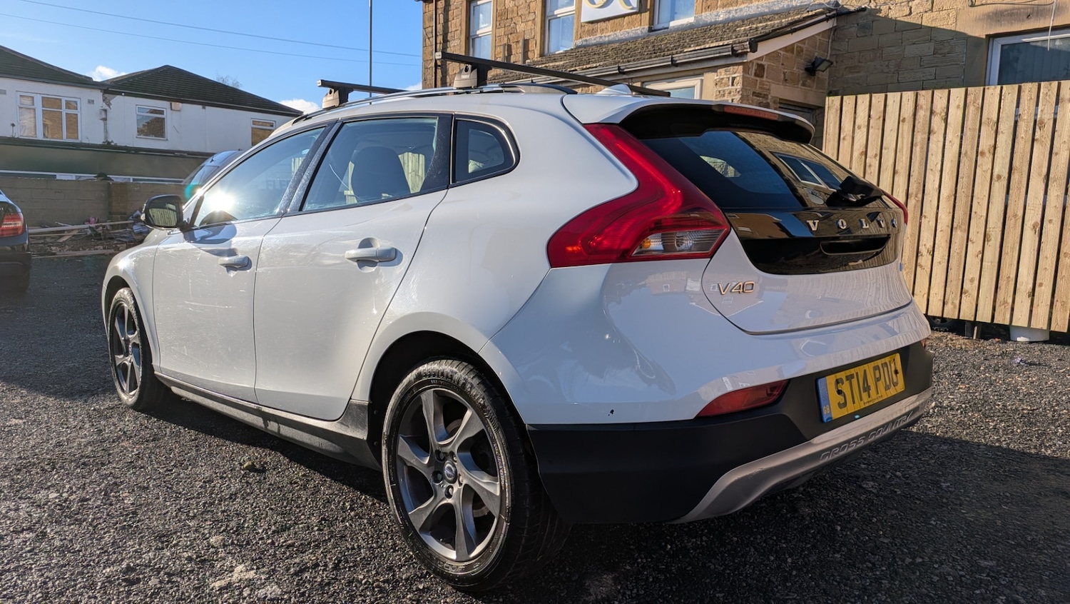 Used Volvo V40 2014 for sale - 77127380: Photo 4