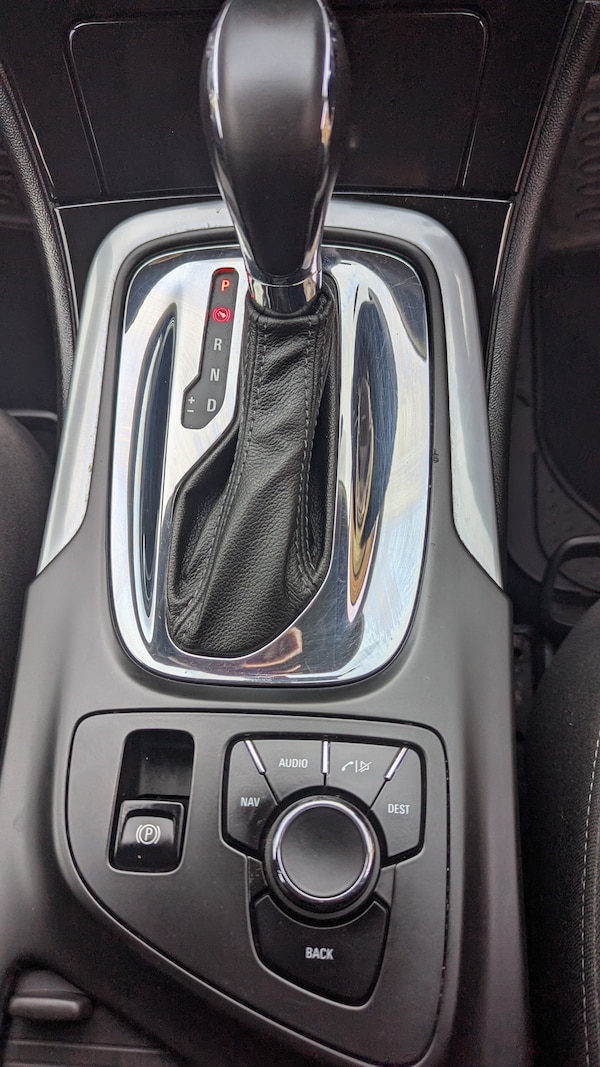 Used Vauxhall Insignia 2011 for sale - 76250782: Photo 17