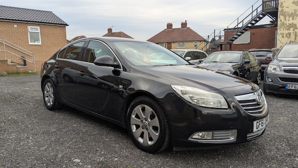 Used Vauxhall Insignia 2011 for sale - 76250782: Photo 1