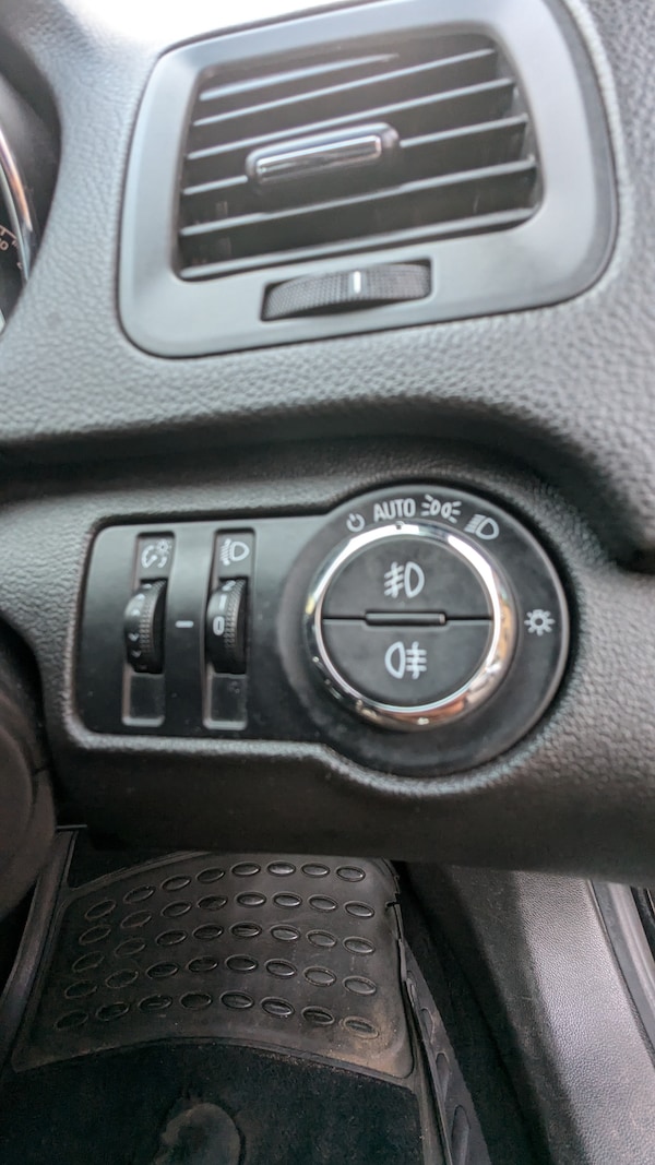 Used Vauxhall Insignia 2011 for sale - 76250782: Photo 23
