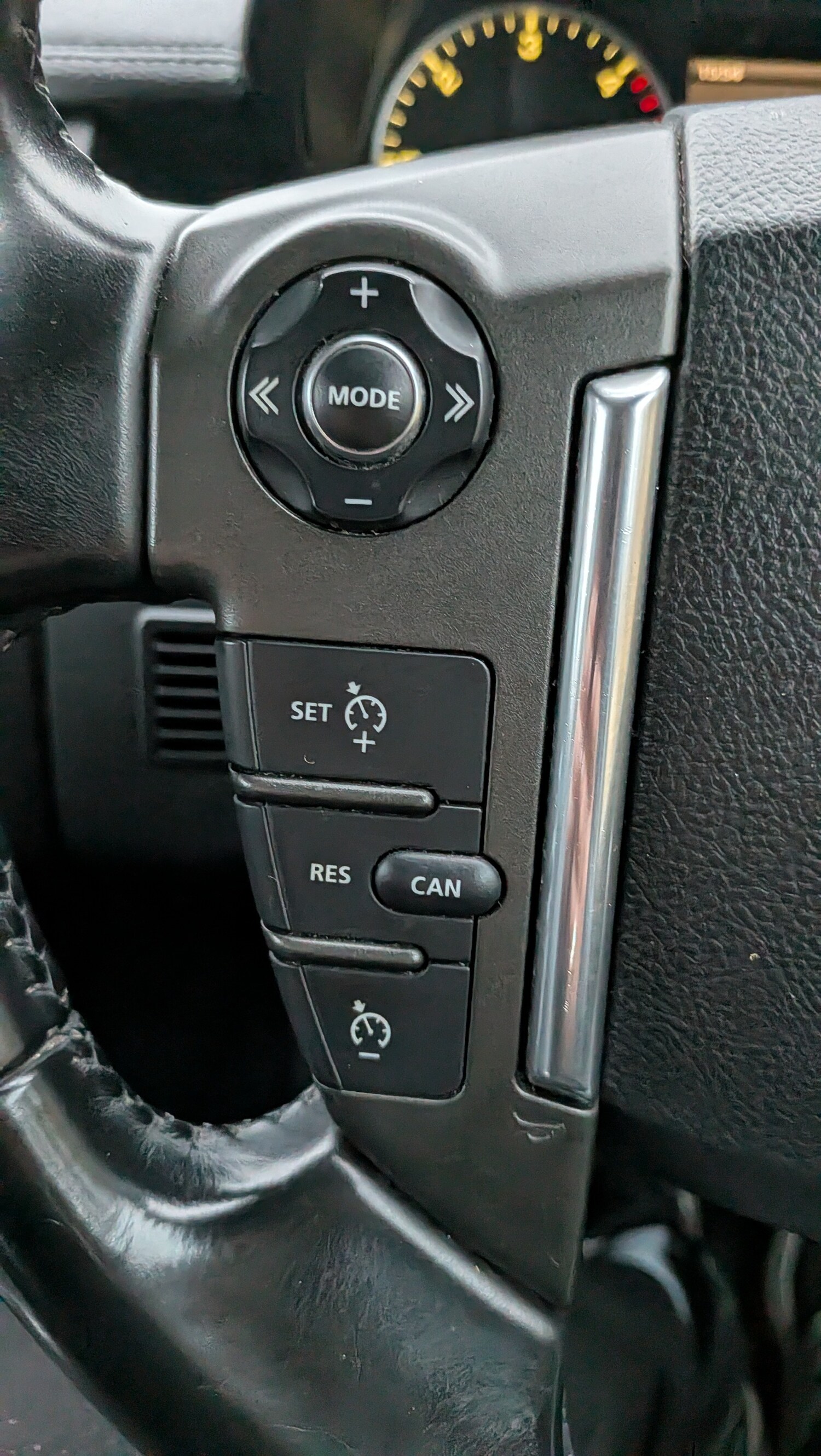 Used Land Rover Discovery 2010 for sale - 77478320: Photo 30