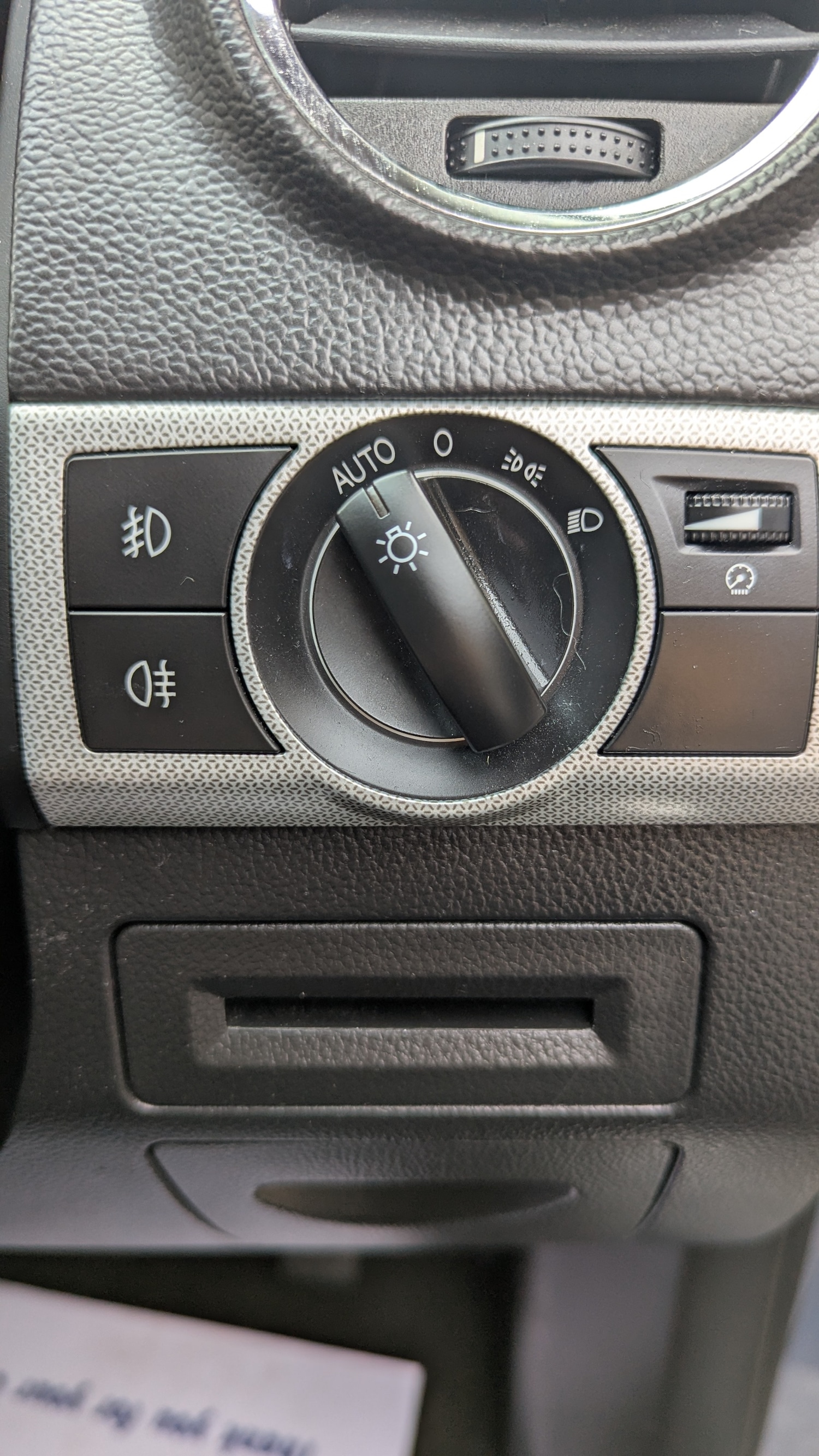Used Vauxhall Antara 2012 for sale - 76156850: Photo 19