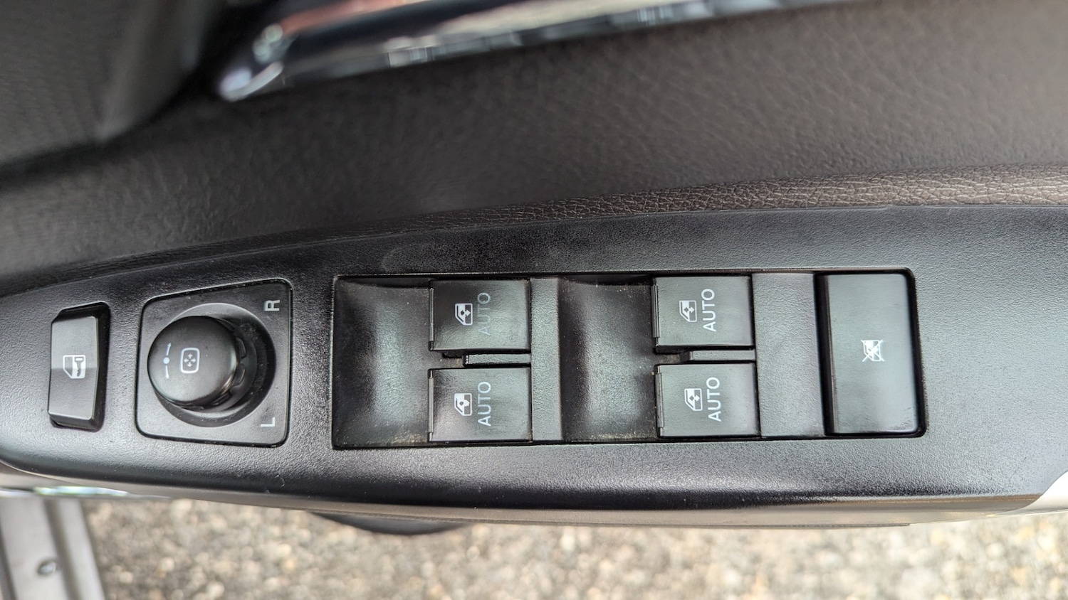 Used Vauxhall Antara 2012 for sale - 76156850: Photo 21
