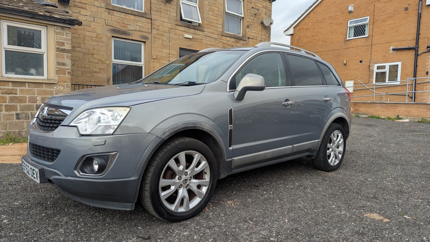 Used Vauxhall Antara 2012 for sale - 76156850: Photo 3