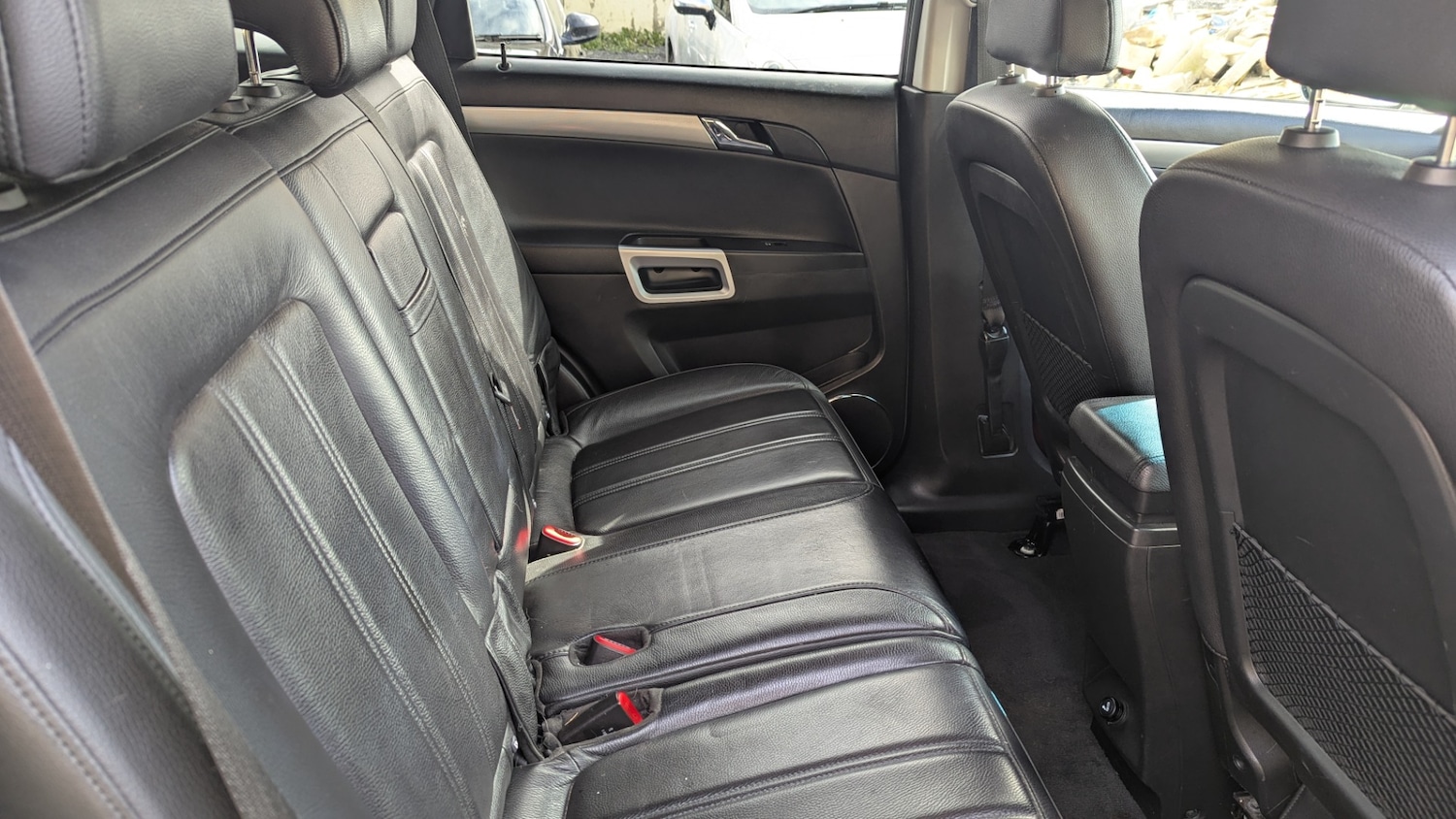 Used Vauxhall Antara 2012 for sale - 76156850: Photo 9