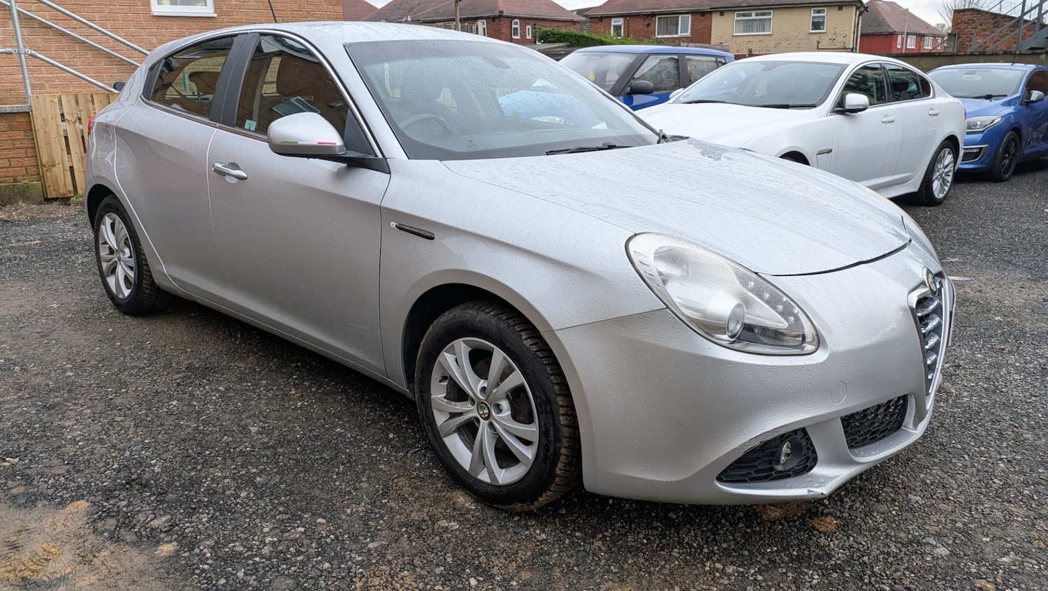 Used Alfa Romeo Giulietta 2012 for sale - 77483838: Photo 2