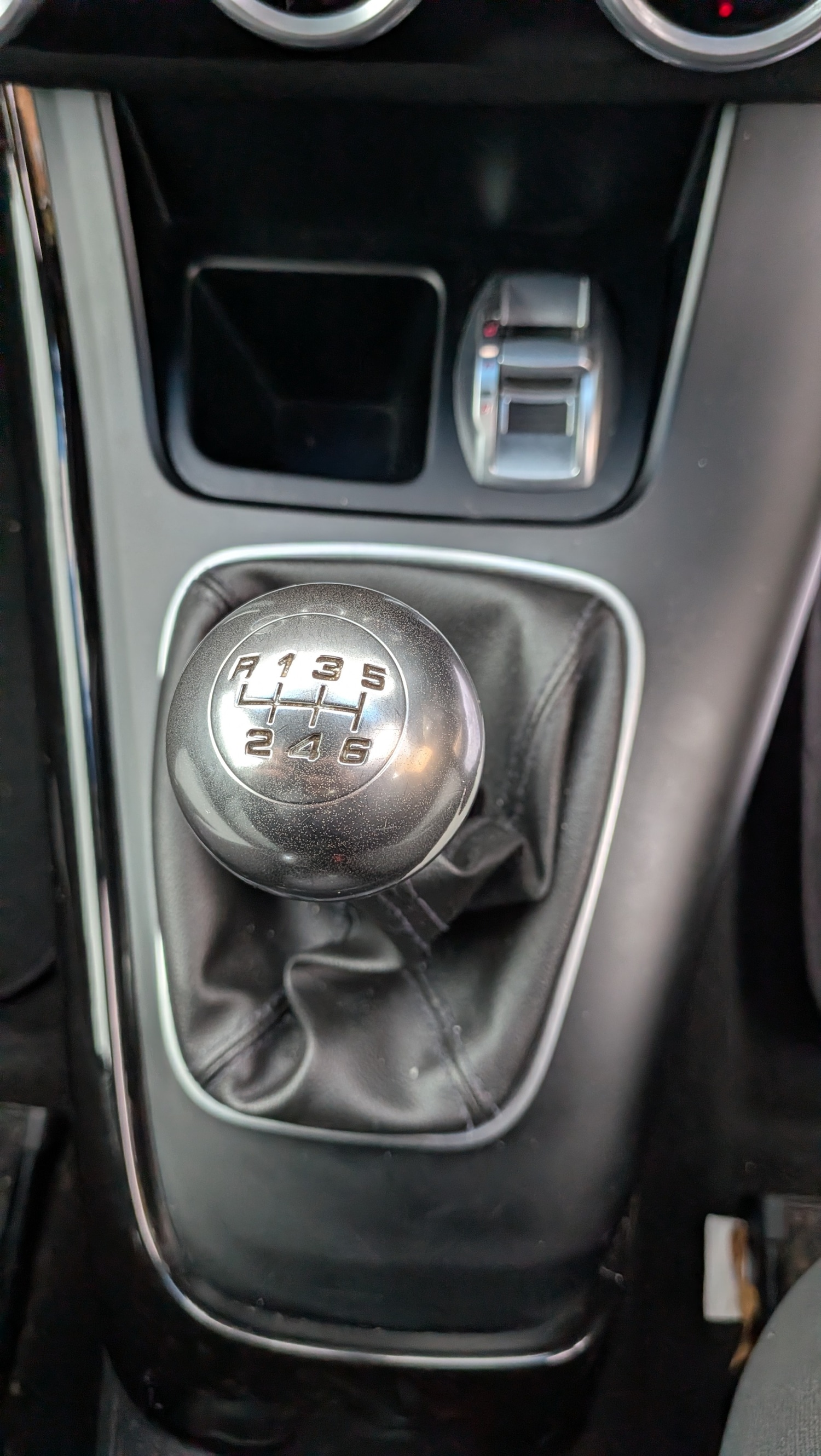 Used Alfa Romeo Giulietta 2012 for sale - 77483838: Photo 26