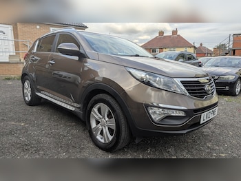 2012 (12) - 2.0 KX-2 5dr Auto