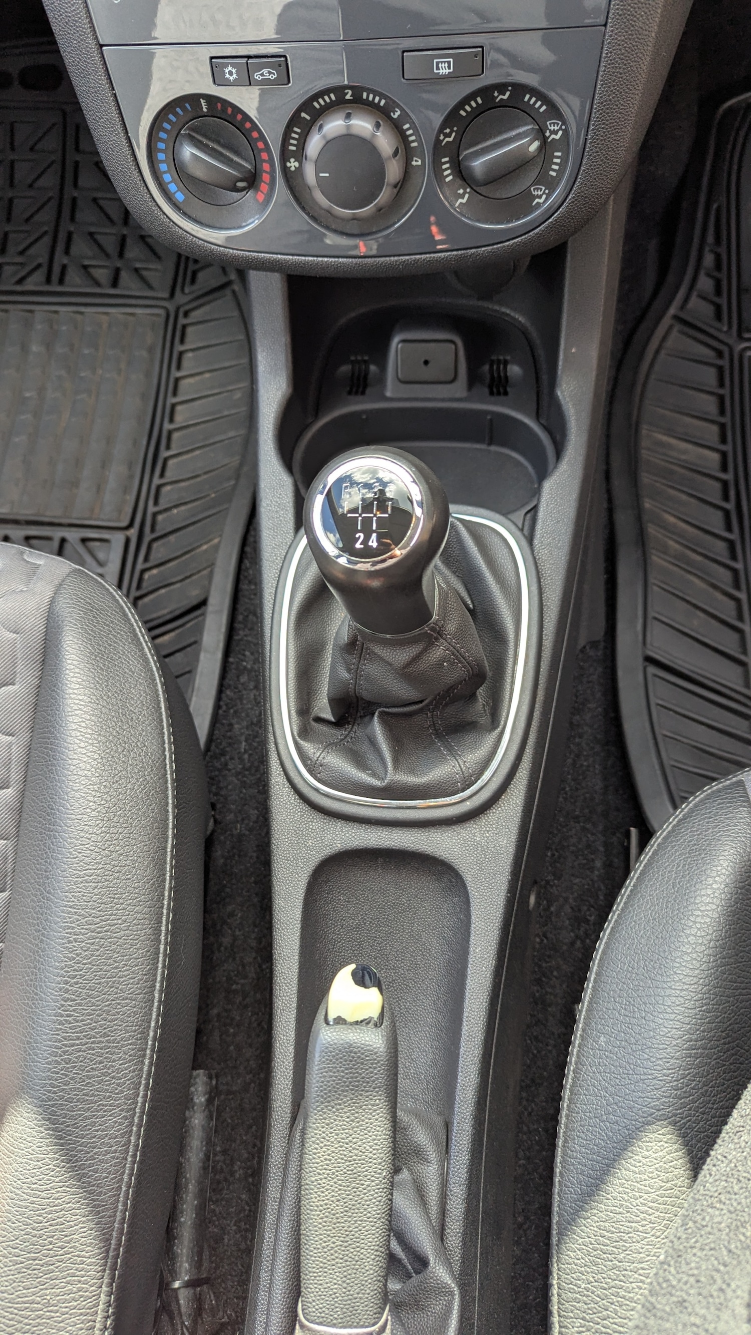 Used Vauxhall Corsa 2012 for sale - 76024276: Photo 16