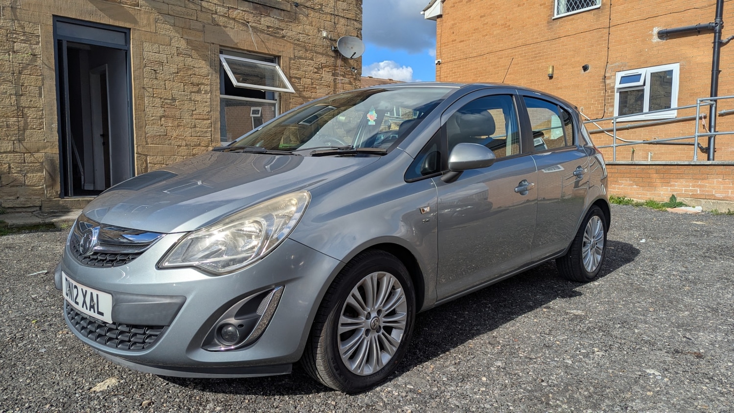 Used Vauxhall Corsa 2012 for sale - 76024276: Photo 3