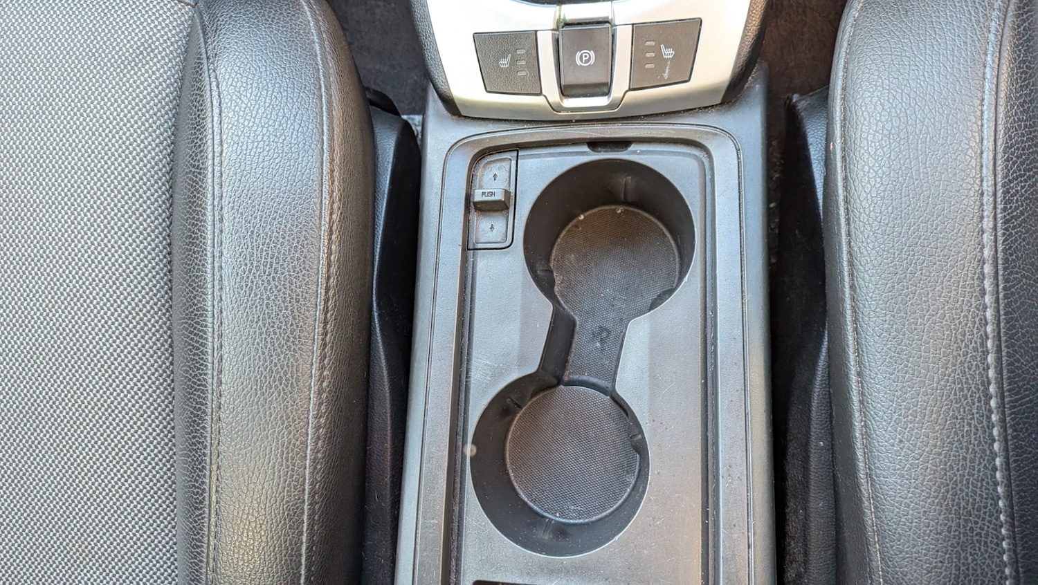 Used Vauxhall Antara 2013 for sale - 77125994: Photo 16