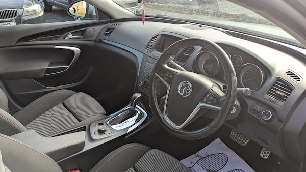 Used Vauxhall Insignia 2011 for sale - 76249404: Photo 10