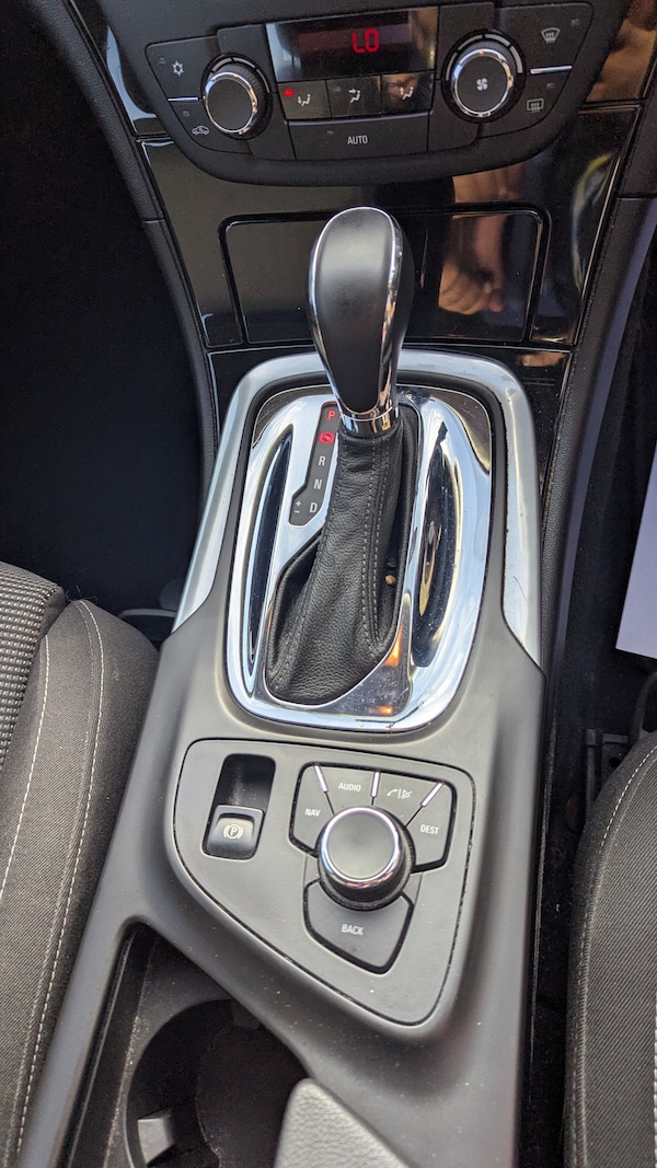 Used Vauxhall Insignia 2011 for sale - 76249404: Photo 16