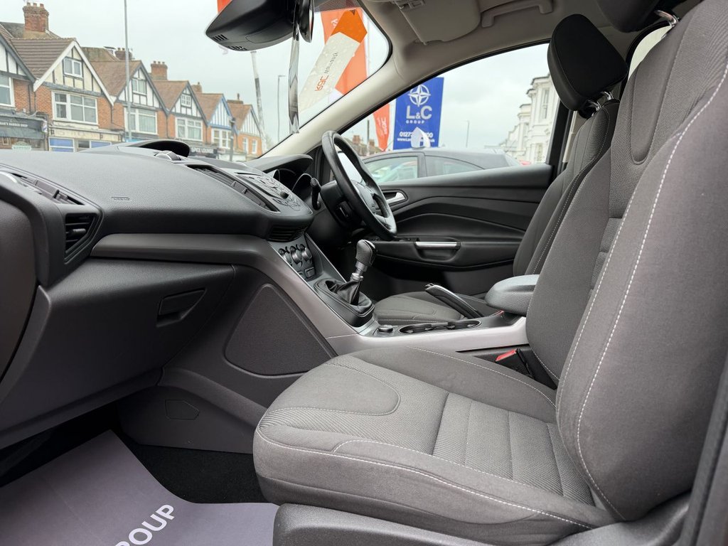 Used Ford Kuga 2015 for sale - 77673654: Photo 12