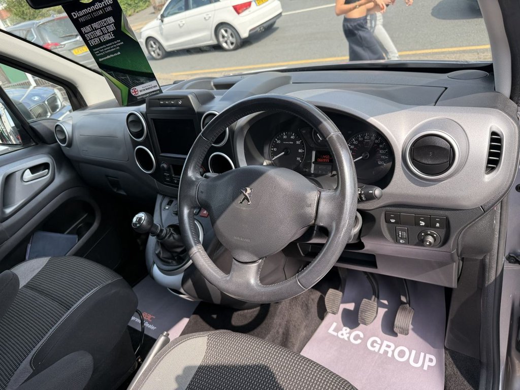 Used Peugeot Partner Tepee 2017 for sale - 76469959: Photo 18