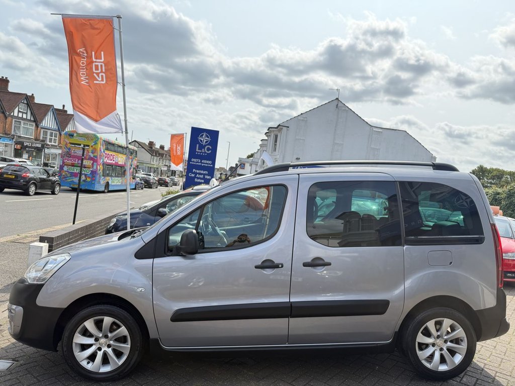 Used Peugeot Partner Tepee 2017 for sale - 76469959: Photo 6