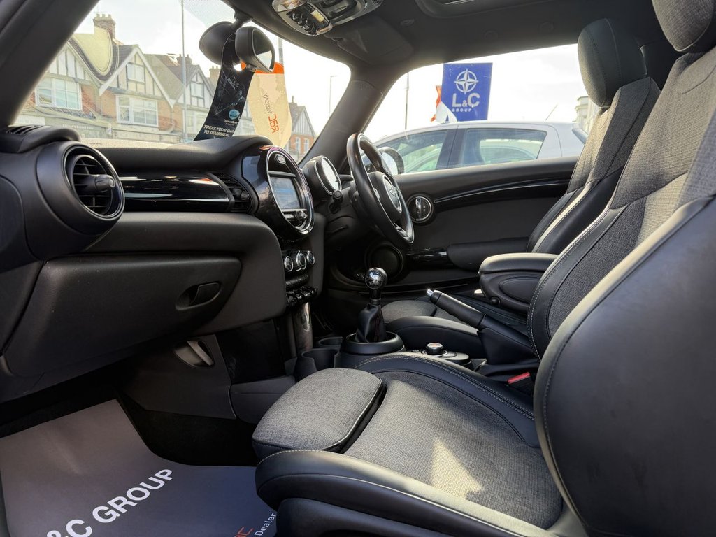 Used MINI Hatch 2018 for sale - 77355720: Photo 16