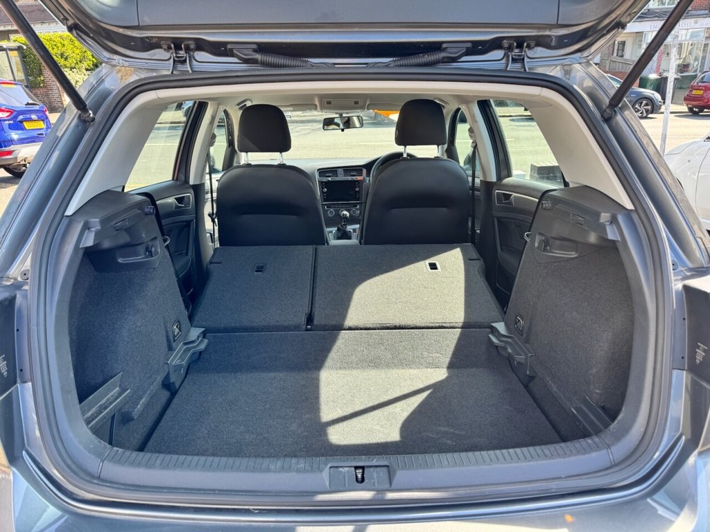 Used Volkswagen Golf 2017 for sale - 77995373: Photo 14