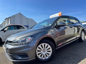 Used Volkswagen Golf 2017 for sale - 77995373: Photo