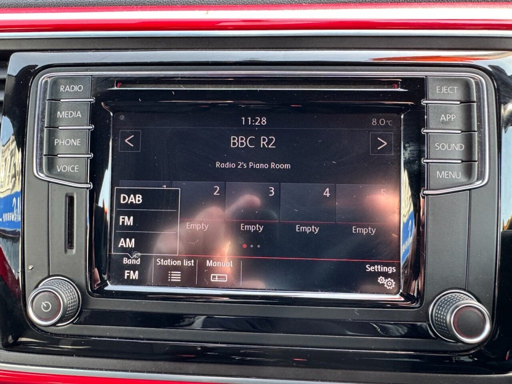 Used Volkswagen Beetle 2018 for sale - 77673687: Photo 19