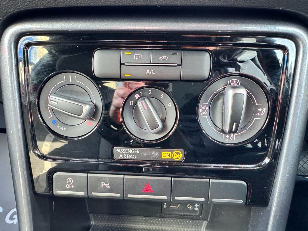 Used Volkswagen Beetle 2018 for sale - 77673687: Photo 20