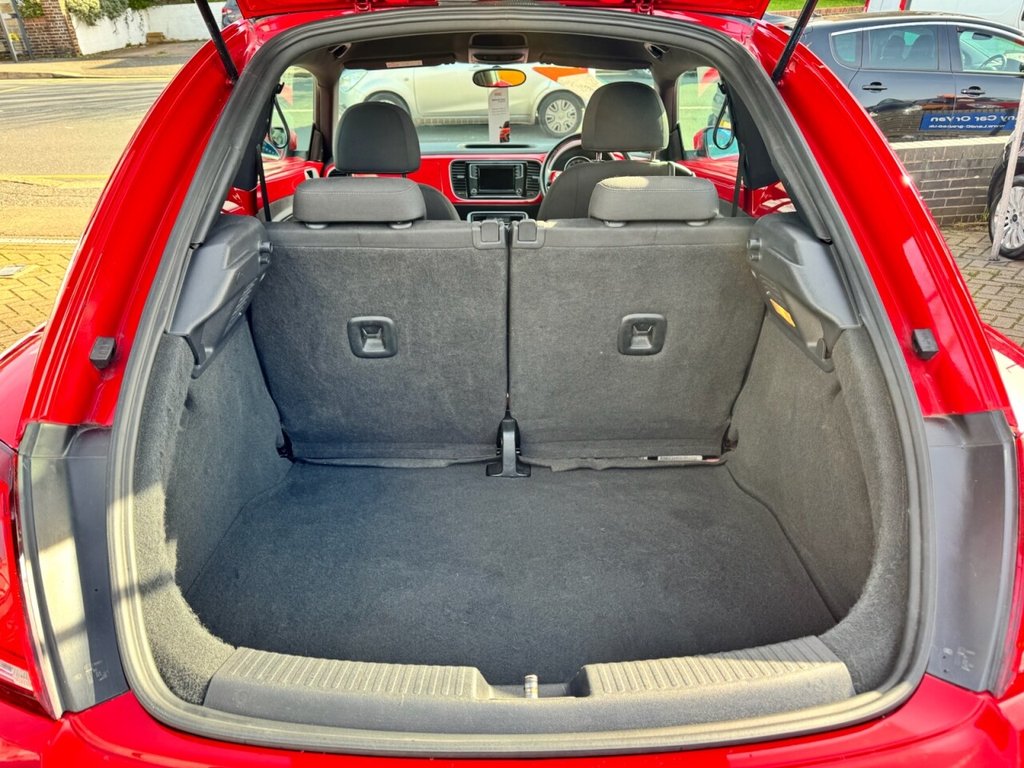 Used Volkswagen Beetle 2018 for sale - 77673687: Photo 26