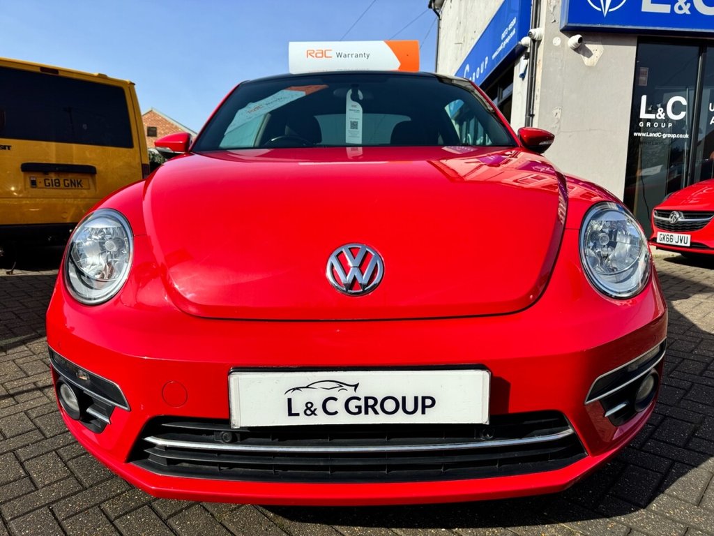 Used Volkswagen Beetle 2018 for sale - 77673687: Photo 4