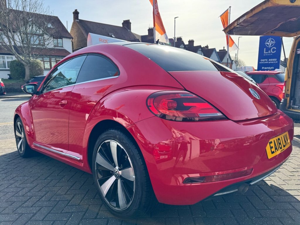 Used Volkswagen Beetle 2018 for sale - 77673687: Photo 7