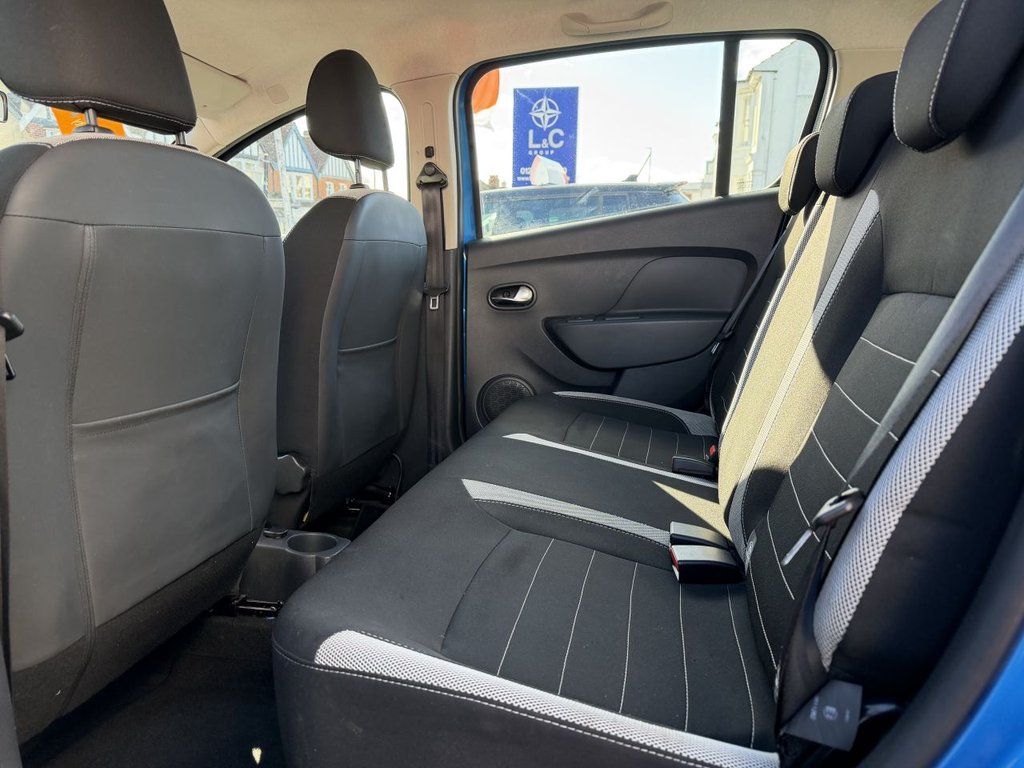 Used Dacia Sandero Stepway 2017 for sale - 77558053: Photo 13